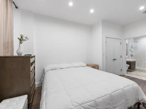 1769 East 13th Street image 12 of 17