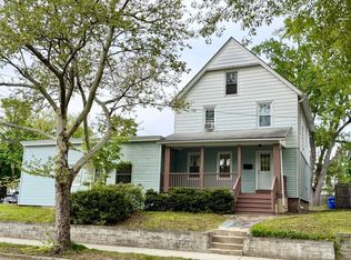 827-831 Armory St, Springfield, MA 01107