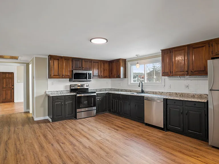 117 Union St #2R — Photo 1