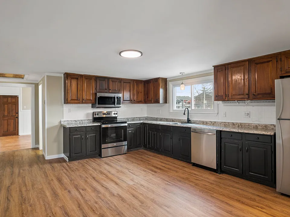 117 Union St #2R