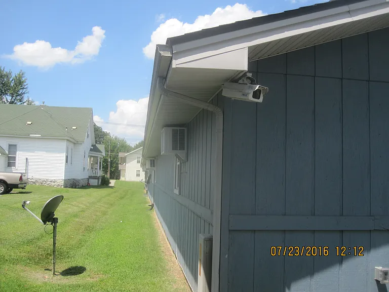 910 S Campbell Ave #4 — Photo 7