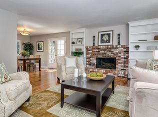 77 Sandy Ln, Walnut Creek, CA 94597