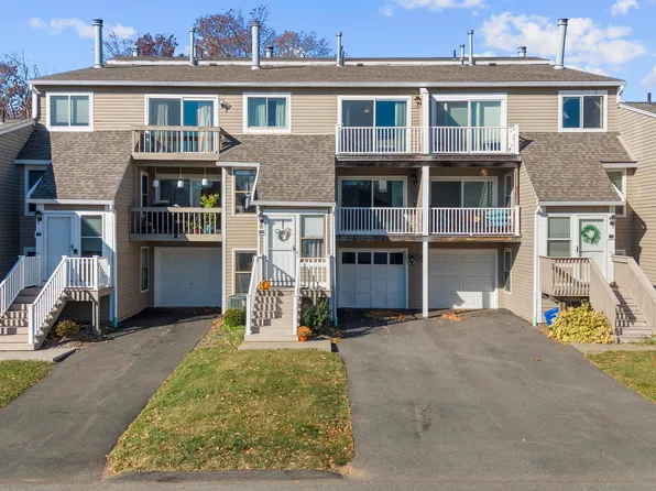 720 Robert Frost Drive #720, Branford, CT 06405