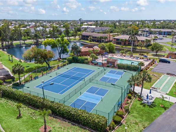 17348 Birchwood Ln, Fort Myers, FL 33908