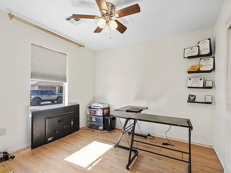 600 Coronado Dr — Photo 15