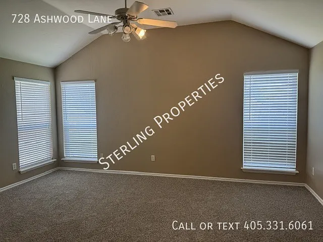 728 Ashwood Ln — Photo 22