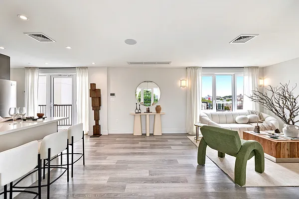 Rented by ERNY LLC | media 6