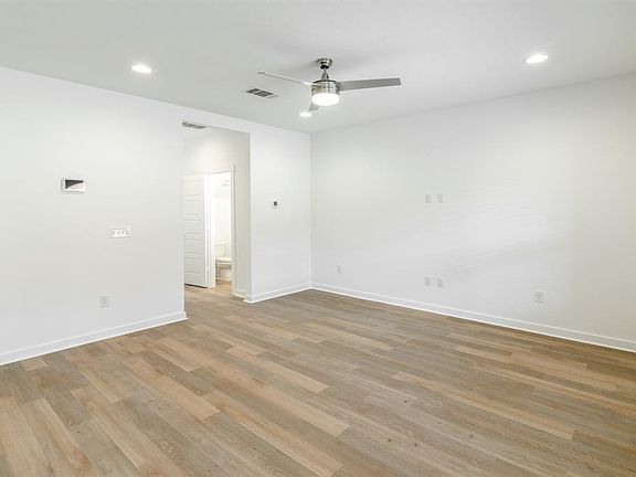 5th image of 1856 Bonham Ln