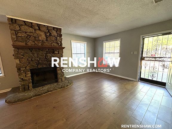 3rd image of 6987 Amberly Way Dr