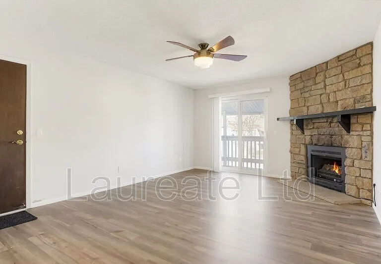 8555 Fairmount Dr #I202 — Photo 2