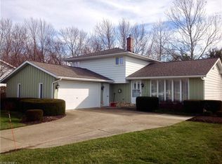 4824 Cottonwood Ln, Brunswick, OH 44212