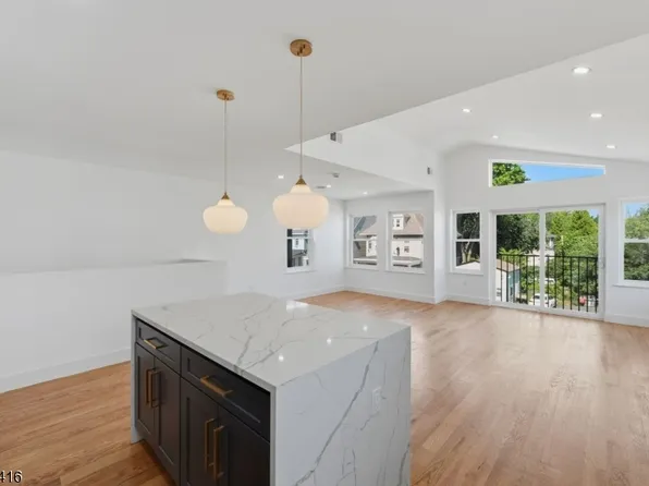 130 N 17Th St, East Orange City, NJ 07017