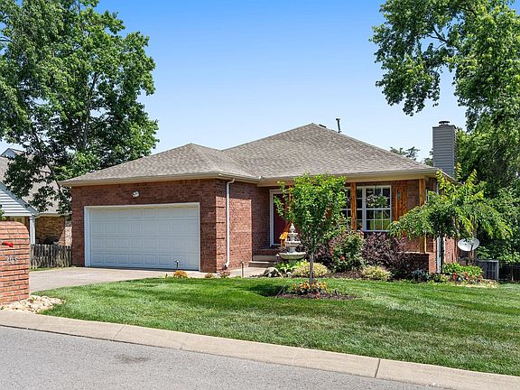 4th image of 205 Waterview Dr