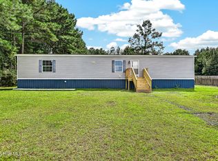 125 Woodleaf Ln, Jacksonville, NC 28540