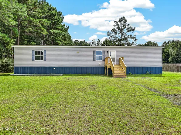 125 Woodleaf Ln, Jacksonville, NC 28540