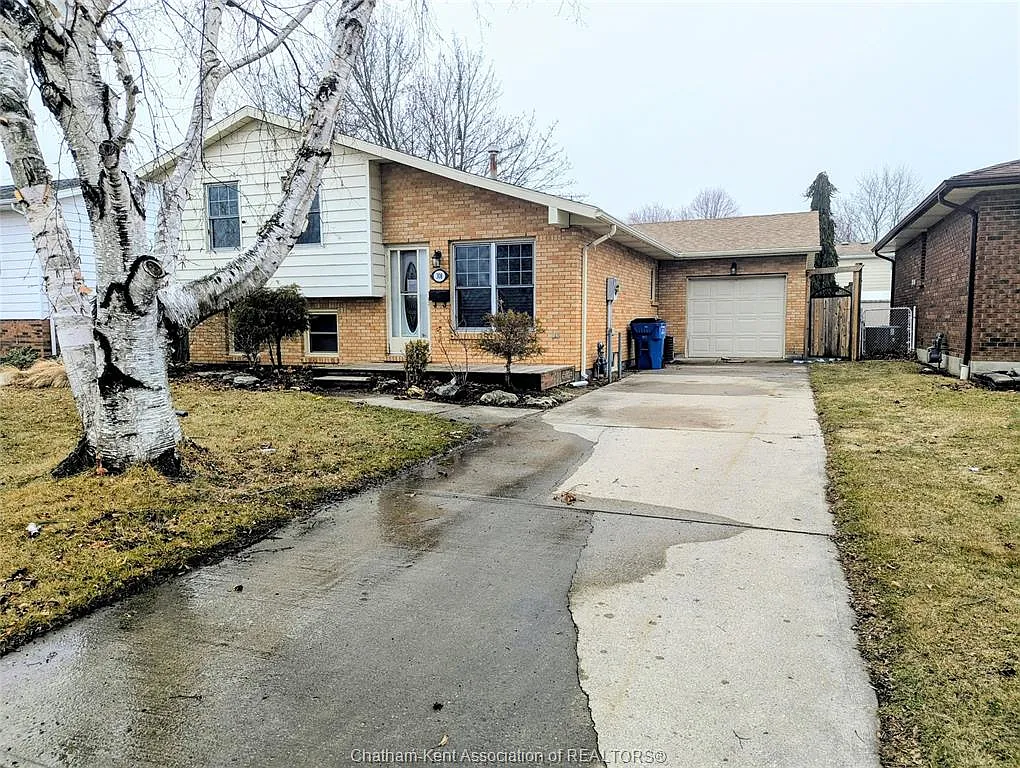 308 Valley Rd photo 1