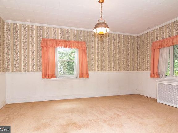 5th image of 5 Holmehurst Ave