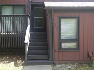 5332 Farm Pond Ln, Charlotte, NC 28212