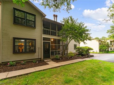 1339 Fox Run Dr, Youngstown, OH, 44512