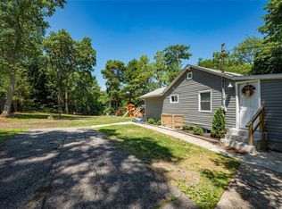 12 Tamarack Rd, Rocky Point, NY 11778