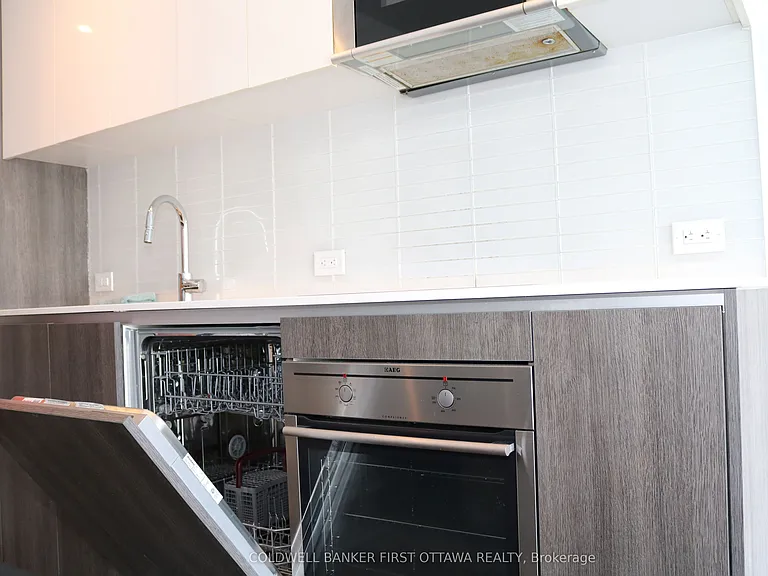 199 Slater St #2013 — Photo 9