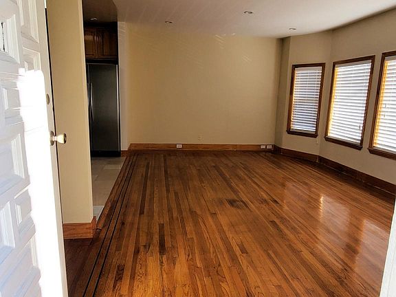 2nd image of 880 Jenevein Ave