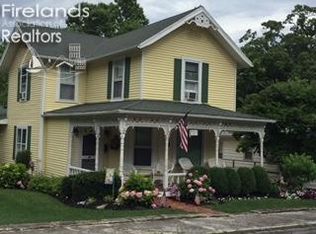 660 Walnut Ave, Lakeside, OH 43440