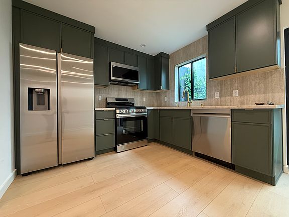 2nd image of 4668 Laurelgrove Ave