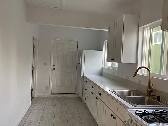 5th image of 4647 W 137th Pl #B
