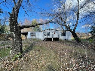 729 Arrowhead Cir, Cedar Bluff, VA 24609