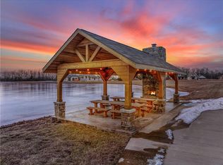 9 SW 11th Rd, Warrensburg, MO 64093