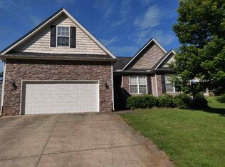 140 Heritage Creek Dr, Boiling Springs, SC 29316