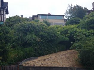 1520 8th Ave W, Seattle, WA 98119