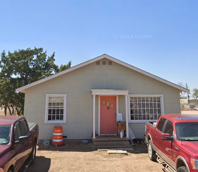 1st image of 101 N 18th St
