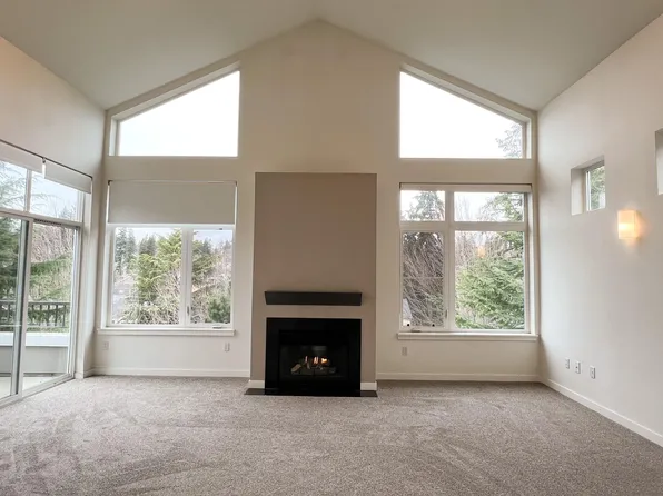 521 7th Ave APT 405, Kirkland, WA 98033