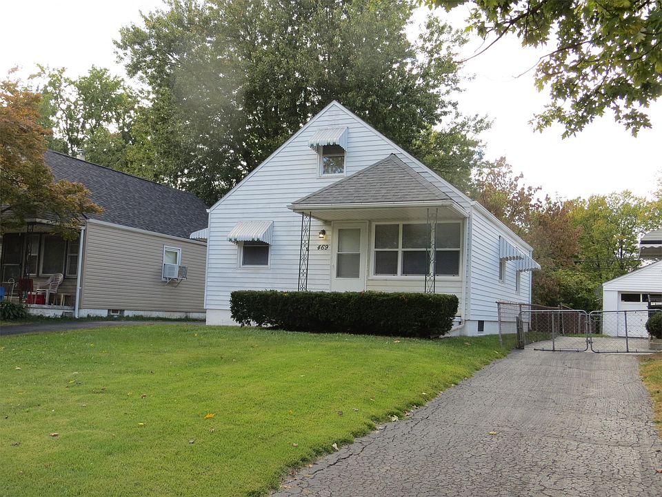1st image of 469 S Waverly St