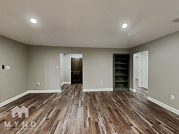 3rd image of 2505 Margaret Dr