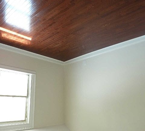 5th image of 22137 Murdock Ave