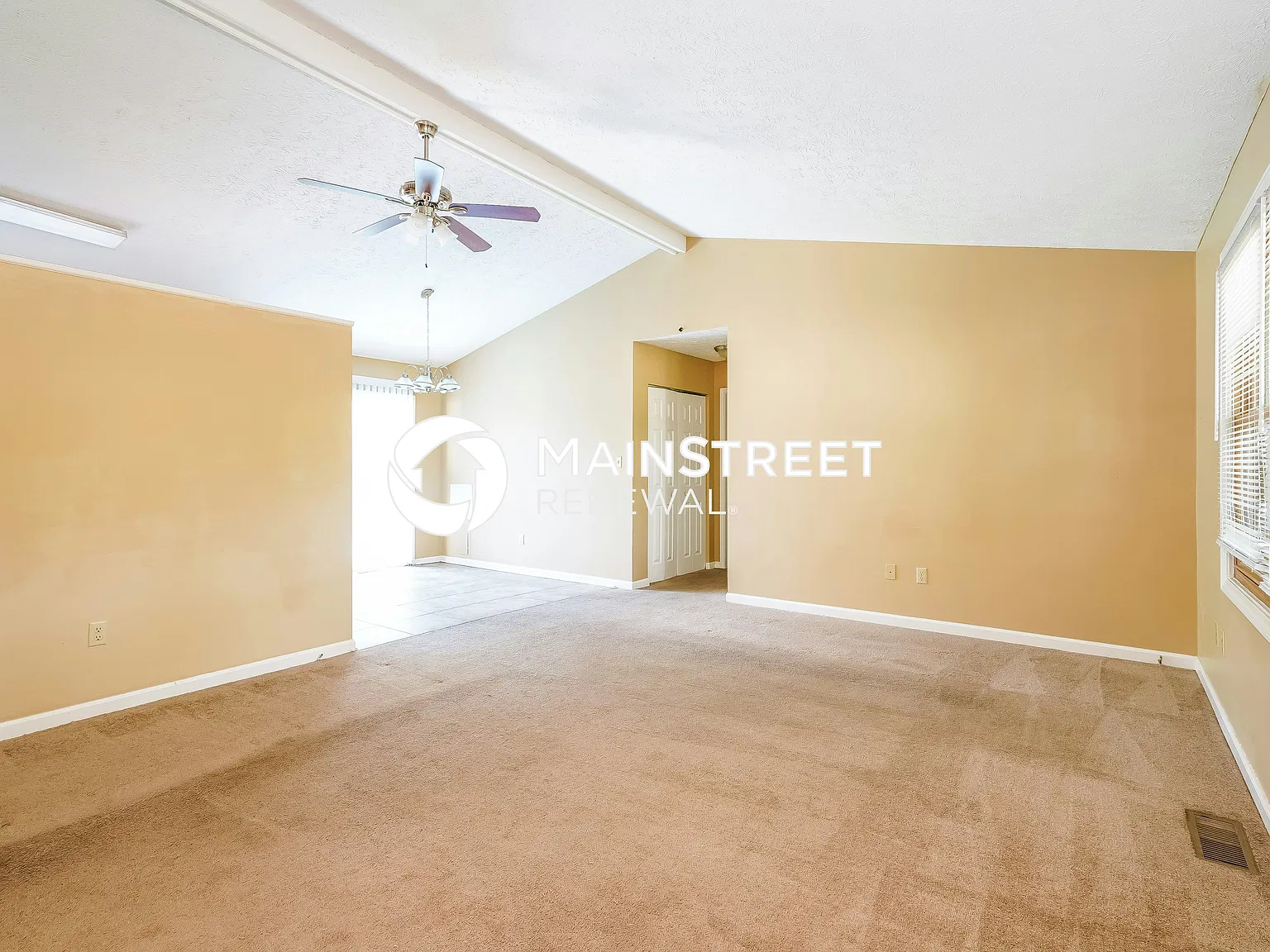 1466 Maria Ave — Photo 2
