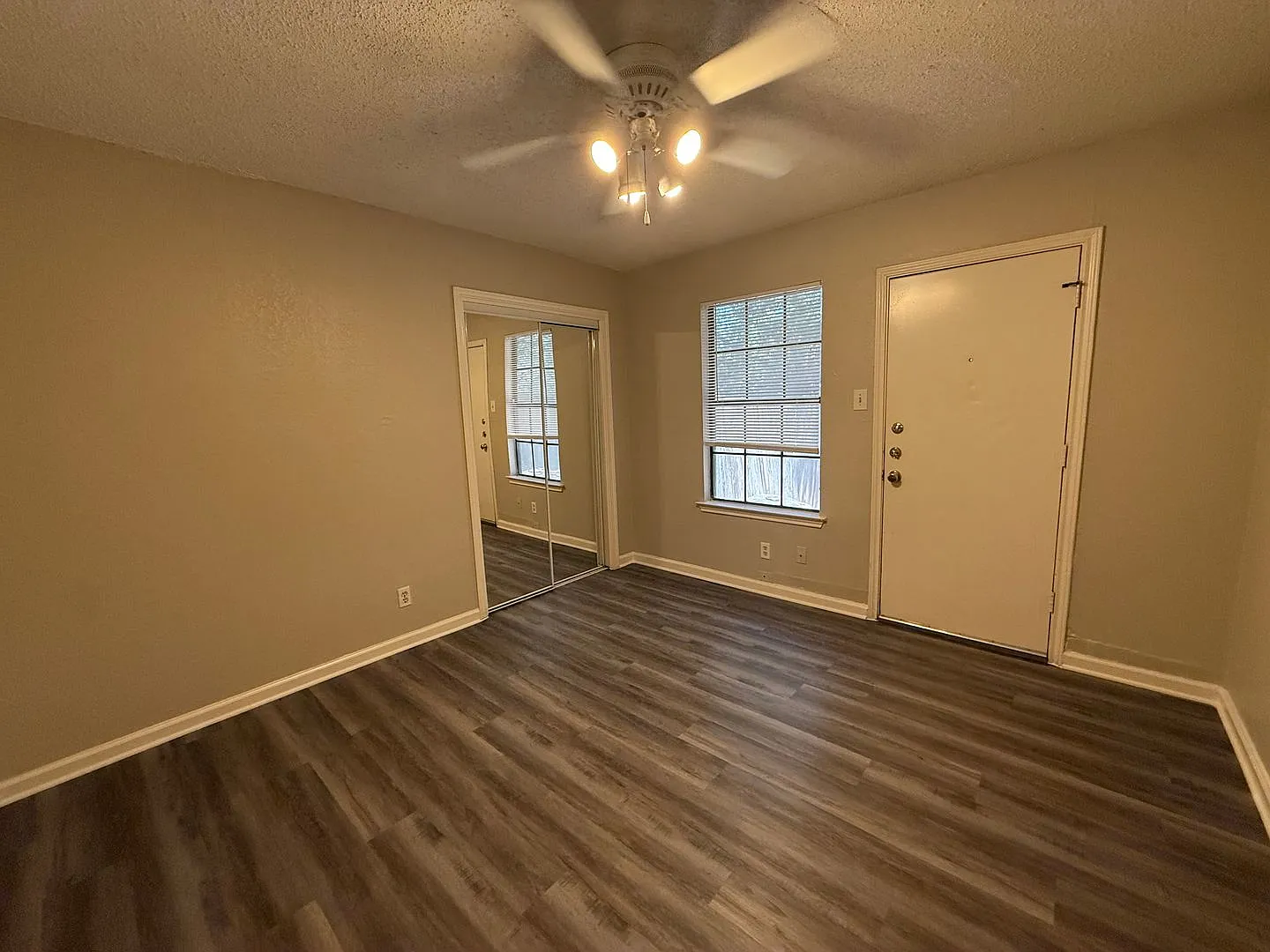 9313 Kempler Dr — Photo 4