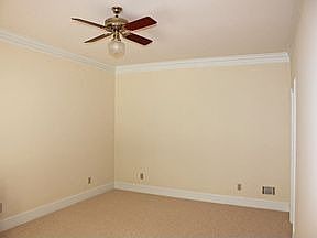 4th image of 2681 Harvest Dr SE
