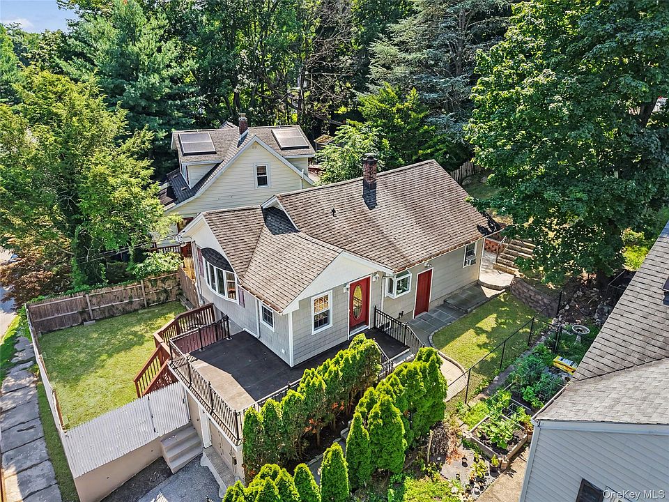 1st image of 684 Marion Avenue