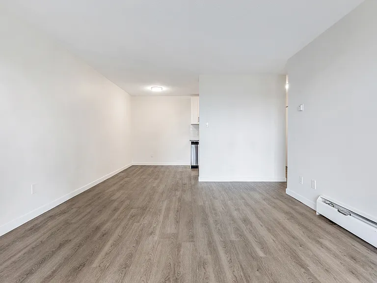 549 Dansey Ave — Photo 22