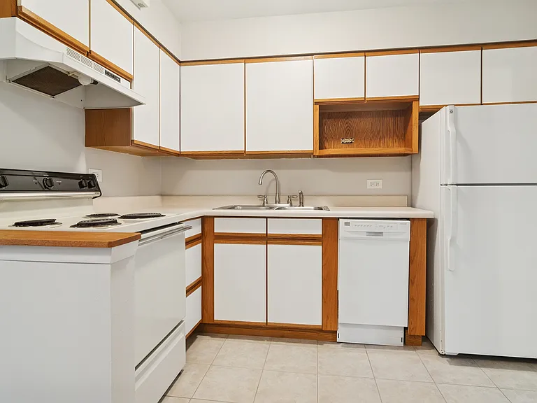 603 W Park Ave #202 — Photo 4