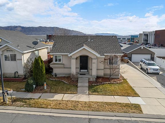 2nd image of 401 Election Rd