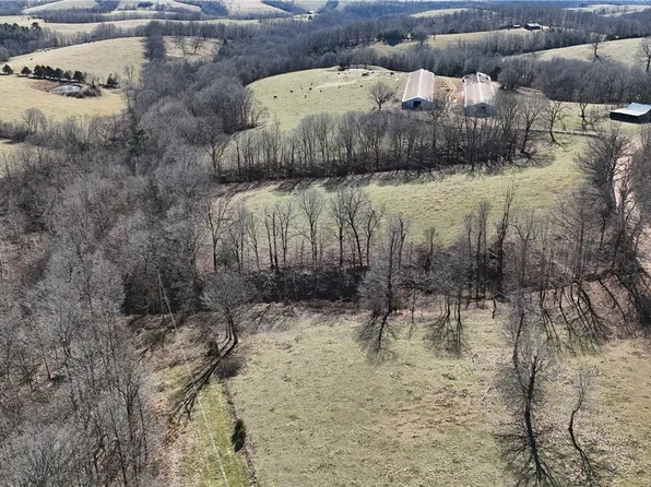 2799 Madison St #8350, Huntsville, AR 72740