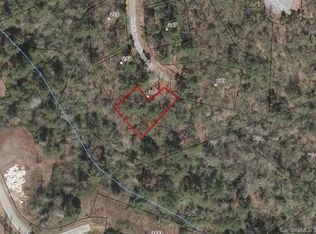 270 Huckleberry Ridge Ln, Zirconia, NC 28790