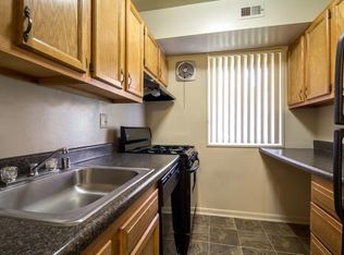 5122 Kenilworth Ave #5102-12, Hyattsville, MD 20781