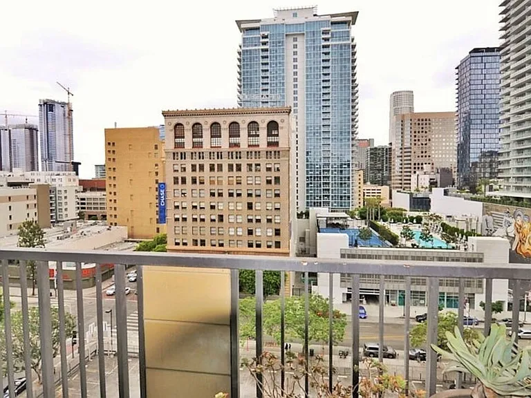 849 S Broadway #811 — Photo 14