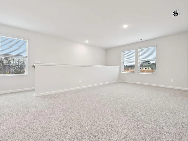 1041 Saint Lawrence Dr — Photo 13